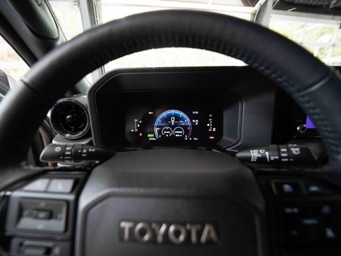 Used 2025 Toyota Land Cruiser 1958 AWD/4WD image 15