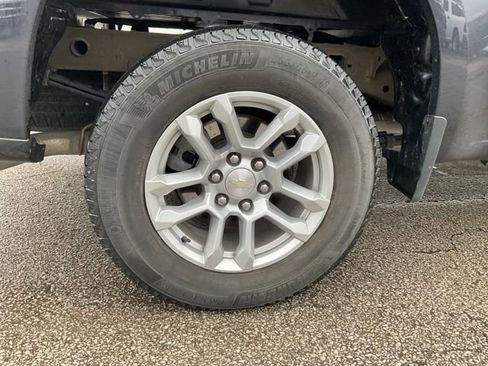 Used 2022 Chevrolet Silverado 1500 LT image 13