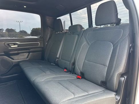 Certified 2023 RAM 1500 Big Horn AWD/4WD image 34