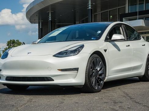 Used 2022 Tesla Model 3 Performance AWD/4WD image 3