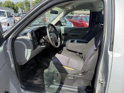 Used 2012 GMC Sierra 1500 W/T RWD image 9