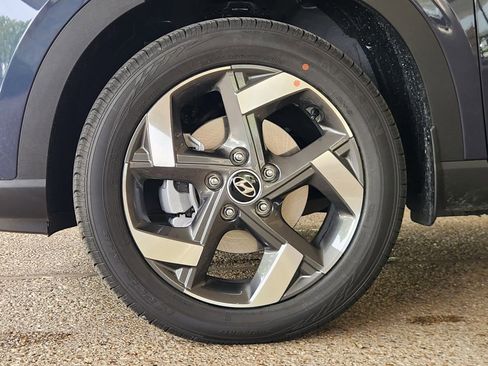 New 2026 Hyundai Venue SEL FWD image 6