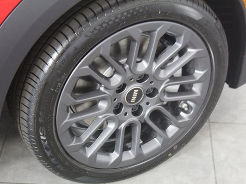 New 2026 MINI Cooper S image 19