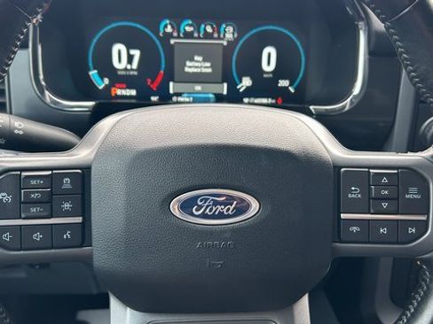 Used 2022 Ford F150 Lariat w/ Equipment Group 502A High image 21