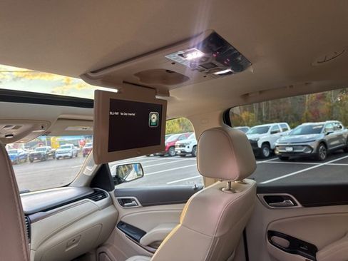 Used 2020 GMC Yukon Denali w/ Denali Ultimate Package image 28