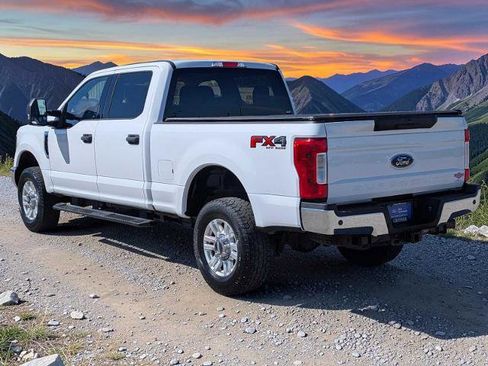 Certified 2018 Ford F250 XLT w/ XLT Value Package AWD/4WD image 4