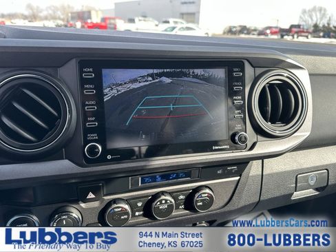 Used 2023 Toyota Tacoma TRD Off-Road image 17