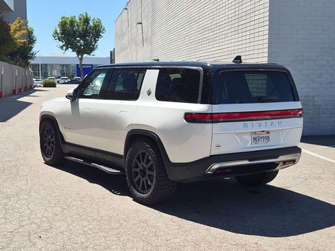Used 2023 Rivian R1S Adventure AWD/4WD image 7