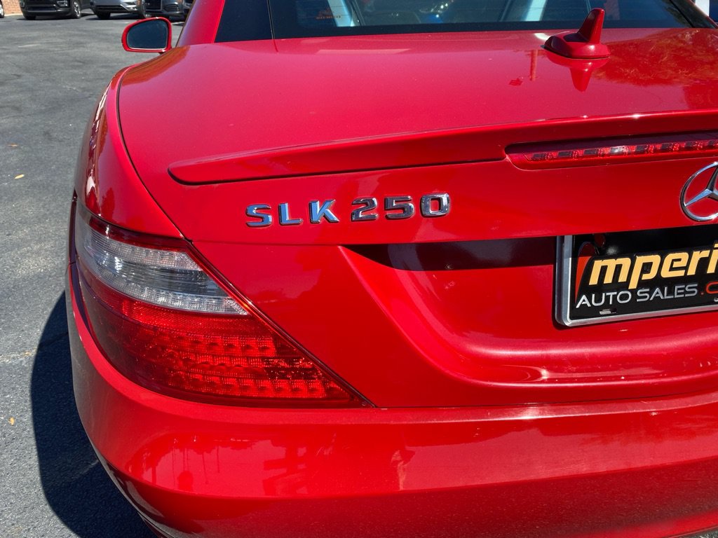 Used 2014 Mercedes-Benz SLK 250 image 9