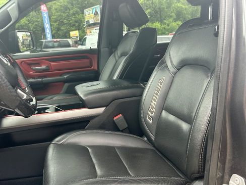 Used 2019 RAM 1500 Rebel AWD/4WD image 12