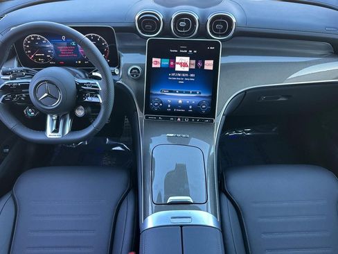 New 2025 Mercedes-Benz GLC 43 AMG 4MATIC image 14
