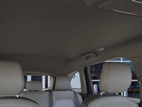 New 2025 Lincoln Nautilus Premier image 22