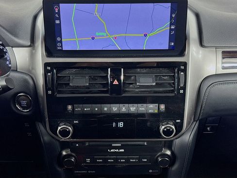 Used 2022 Lexus GX 460 w/ Accessory Package image 35