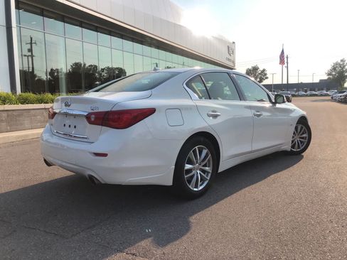Used 2015 INFINITI Q50 Premium w/ Navigation Package AWD/4WD image 2