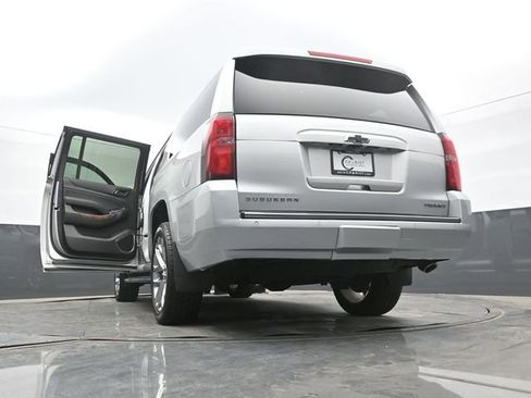 Used 2019 Chevrolet Suburban Premier AWD/4WD image 69