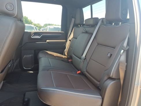 New 2026 GMC Sierra 2500 Denali w/ Denali Reserve Package AWD/4WD image 25
