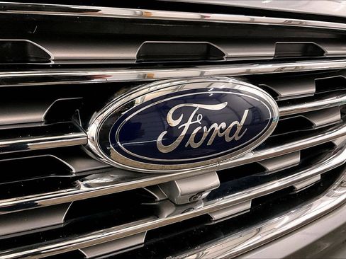 Used 2020 Ford Edge Titanium w/ Equipment Group 301A image 30