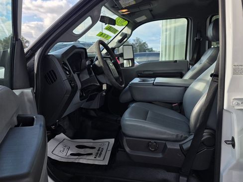 Used 2013 Ford F450 XL image 12