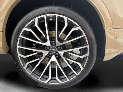 Used 2024 Audi SQ8 Premium Plus w/ 23" Wheel Package image 16