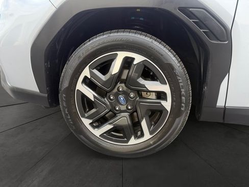 Used 2025 Subaru Forester Limited AWD/4WD image 9
