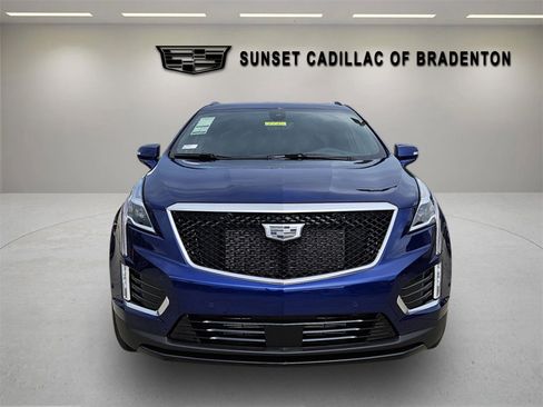 New 2025 Cadillac XT5 Sportv w/ LPO, Blue Accent Package image 2