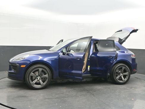 New 2026 Porsche Macan image 45