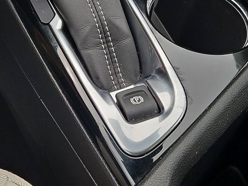 Certified 2023 Buick Encore GX Preferred w/ Cold Weather Comfort Package FWD image 24