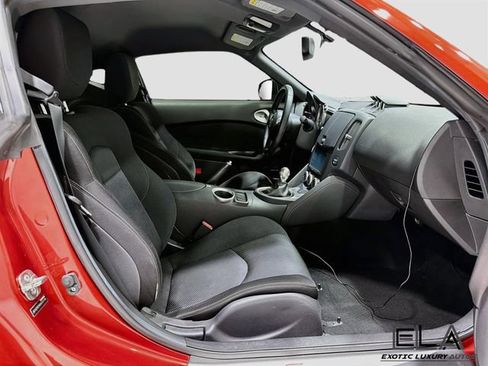 Used 2013 Nissan 370Z Coupe RWD image 26
