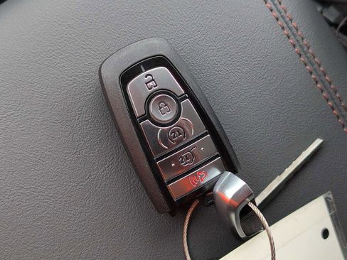 New 2025 Ford Explorer Active w/ Active Comfort Package image 26