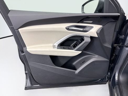 Certified 2025 Audi Q5 Premium Plus w/ Premium Plus image 23