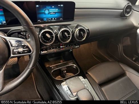 Used 2020 Mercedes-Benz CLA 250 image 23