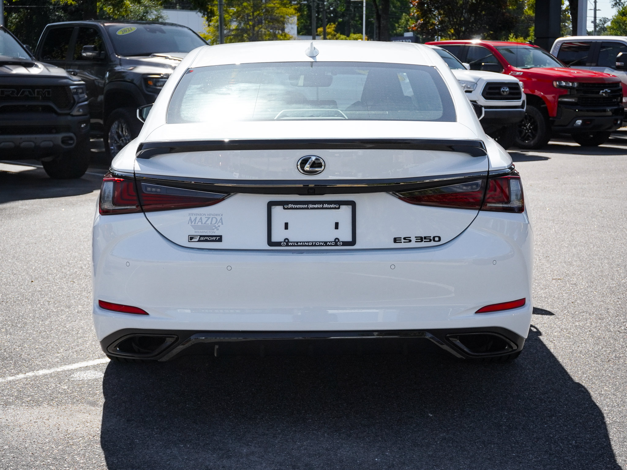 Used 2025 Lexus ES 350 F Sport w/ Accessory Package (Z1) FWD image 9