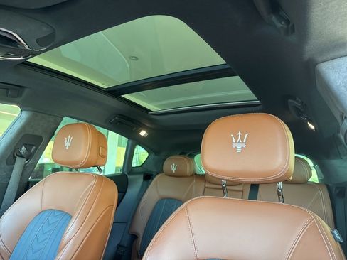 Used 2020 Maserati Levante S GranLusso image 17