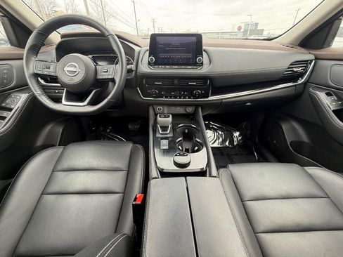 Used 2023 Nissan Rogue SL image 16