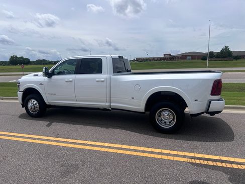 New 2026 RAM 3500 Longhorn AWD/4WD image 8