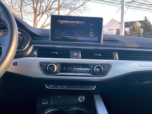 Used 2018 Audi A4 2.0T Premium image 35