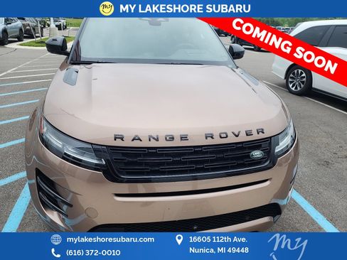 Used 2024 Land Rover Range Rover Evoque Dynamic SE AWD/4WD image 2