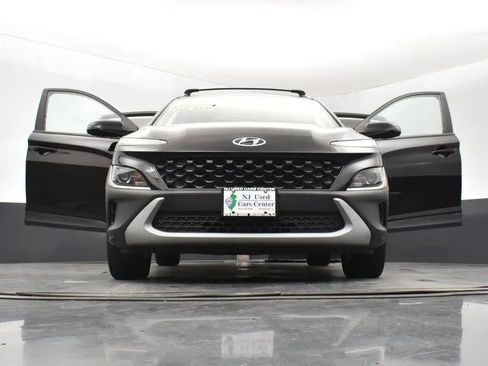 Used 2023 Hyundai Kona SEL AWD/4WD image 11