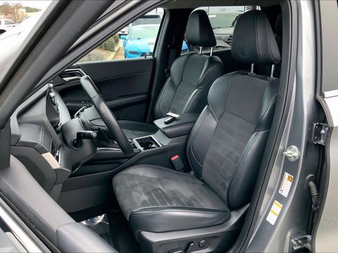 Used 2024 Mitsubishi Outlander SE image 7