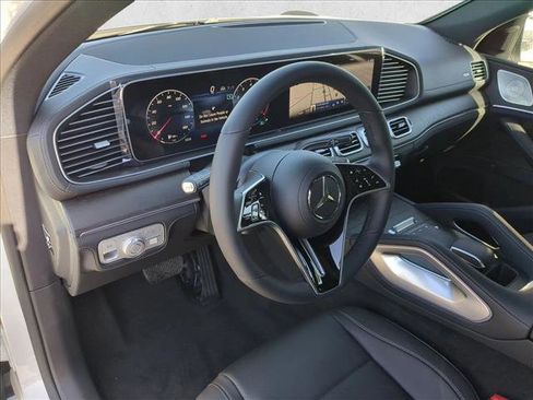 New 2026 Mercedes-Benz GLE 450 4MATIC Coupe image 3