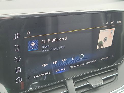 Used 2026 Chevrolet Trax LT w/ LT Convenience Package image 19