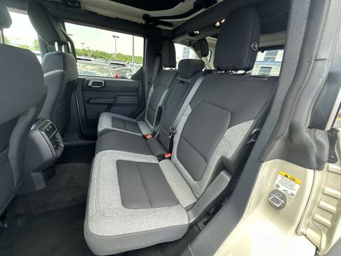 Used 2025 Ford Bronco Big Bend AWD/4WD image 32
