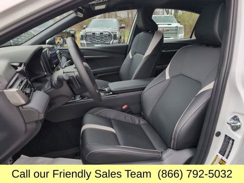 Used 2025 Toyota Camry SE w/ Convenience Package AWD/4WD image 11