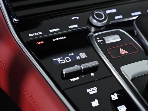 Used 2020 Porsche Panamera GTS image 22