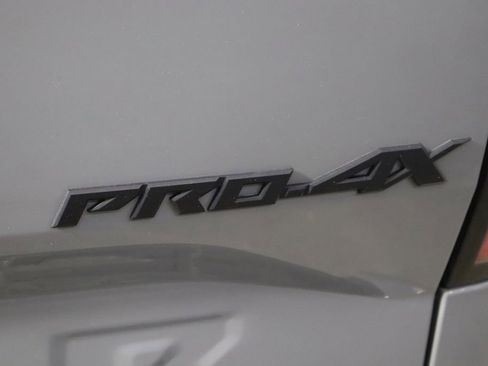 Used 2024 Nissan Frontier PRO-4X w/ Technology Package AWD/4WD image 44