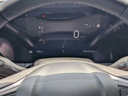 Used 2024 Buick Envista Sport Touring w/ Convenience I Package FWD image 12