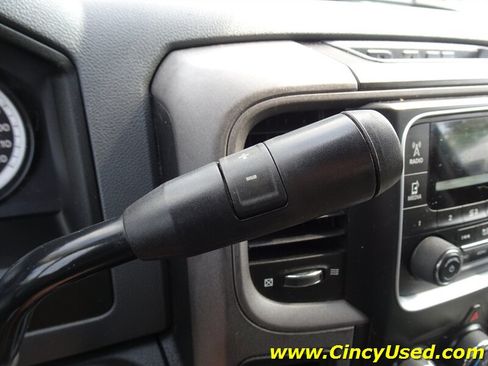 Used 2014 RAM 3500 Tradesman w/ Chrome Appearance Group AWD/4WD image 17