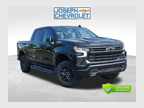 Used 2023 Chevrolet Silverado 1500 LT Trail Boss w/ Protection Package AWD/4WD image 1