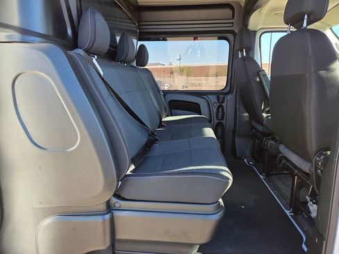New 2026 RAM ProMaster 2500 w/ Crew Van Package FWD image 8