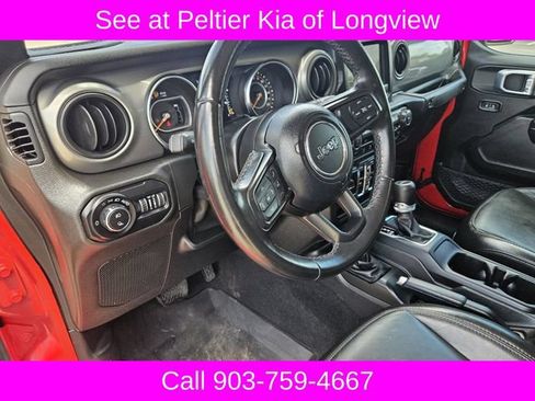 Used 2021 Jeep Gladiator Sport AWD/4WD image 17